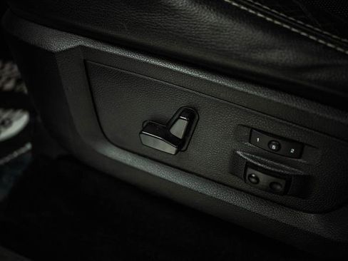 Used 2014 RAM 1500 Laramie w/ Convenience Group image 15