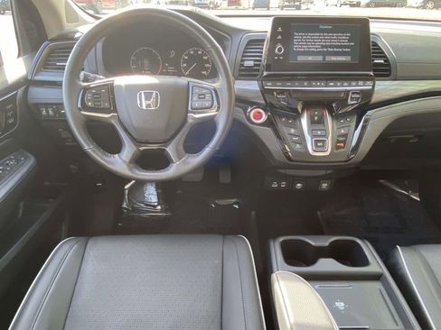 Certified 2025 Honda Odyssey Elite image 9