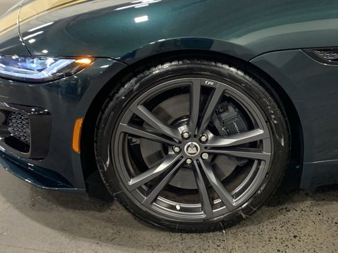 New 2024 Jaguar F-TYPE R image 9