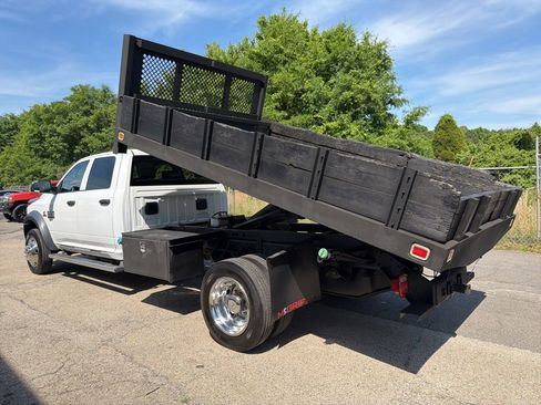 Used 2015 RAM 5500 Tradesman w/ Ambulance Prep Group RWD image 14