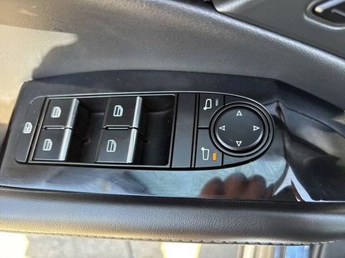 Used 2023 MAZDA CX-30 AWD 2.5 S w/ Preferred Package image 18