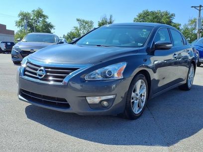 Used 2013 Nissan Altima 2.5 SL w/ 2.5 Moonroof Pkg