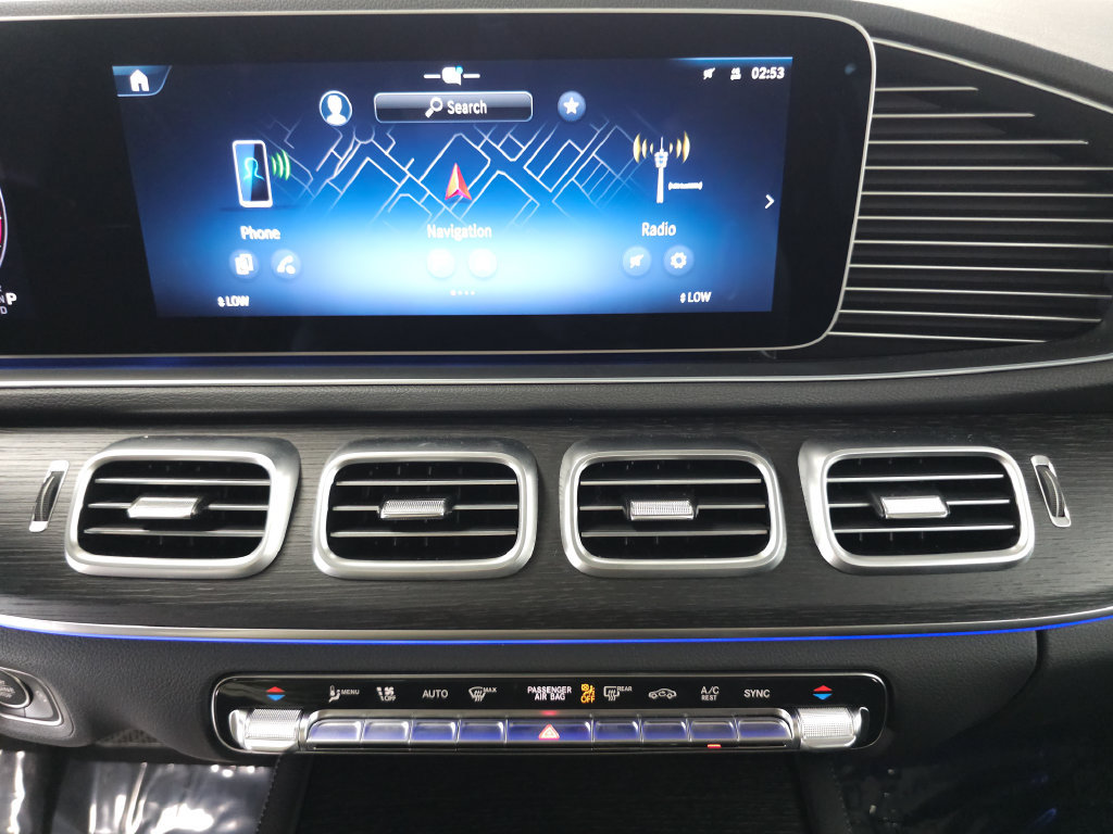 Used 2026 Mercedes-Benz GLE 450 4MATIC w/ Driver Assistance Package image 16