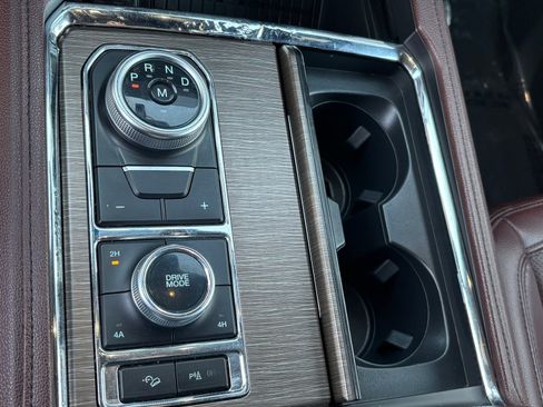 Used 2023 Ford Expedition Max Limited image 28