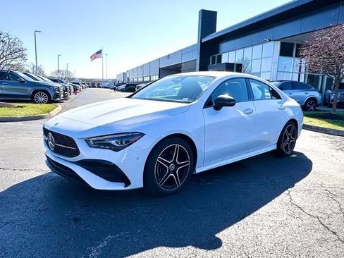 Used 2024 Mercedes-Benz CLA 250 4MATIC image 4