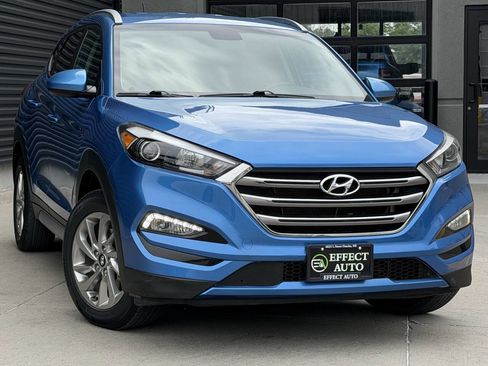 Used 2017 Hyundai Tucson SE AWD/4WD image 5
