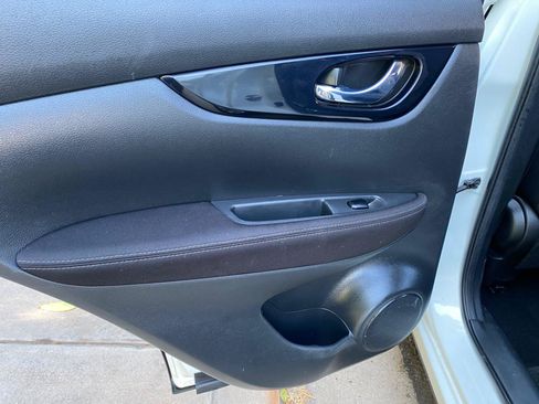 Used 2018 Nissan Rogue Sport AWD image 28