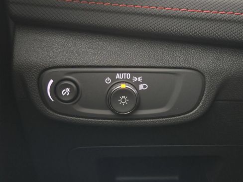New 2026 Chevrolet TrailBlazer RS w/ Driver Confidence Package FWD image 23