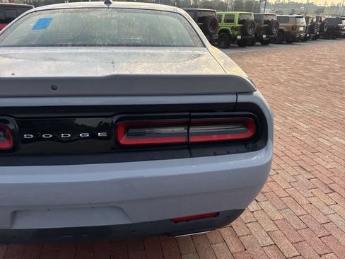 Used 2022 Dodge Challenger GT RWD image 11