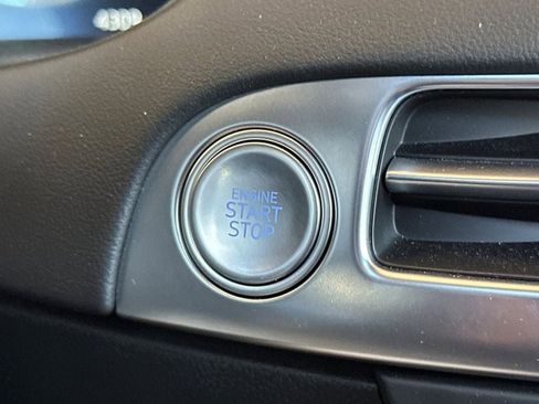 Used 2025 Hyundai Palisade Calligraphy image 22