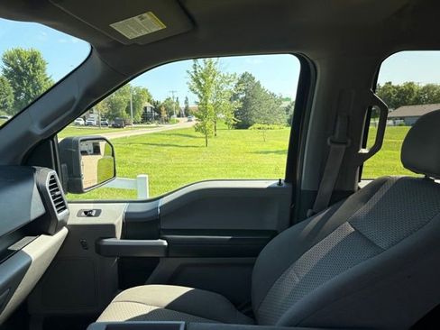 Used 2015 Ford F150 XLT w/ Equipment Group 302A Luxury AWD/4WD image 12