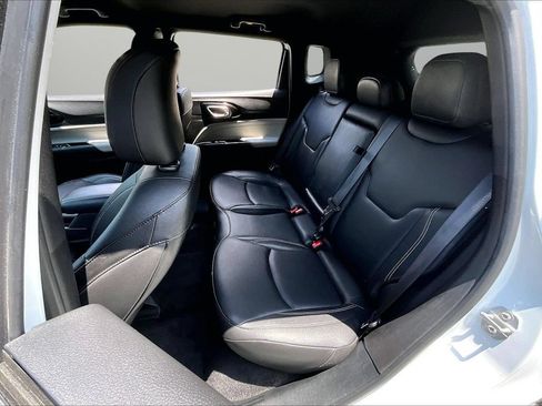 Certified 2025 Jeep Compass Limited AWD/4WD image 21