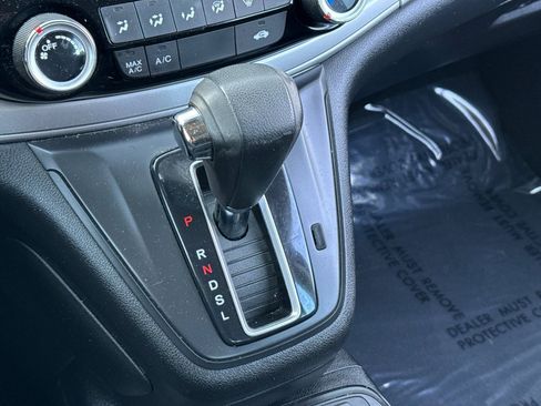 Used 2015 Honda CR-V LX image 17