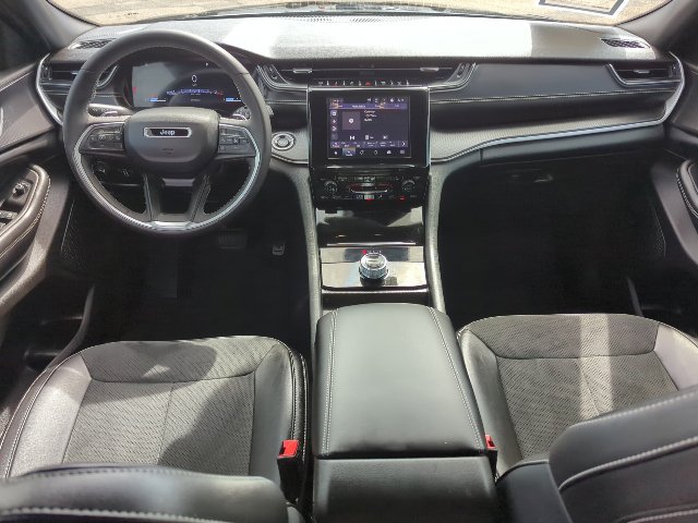 Certified 2023 Jeep Grand Cherokee L Laredo AWD/4WD image 7