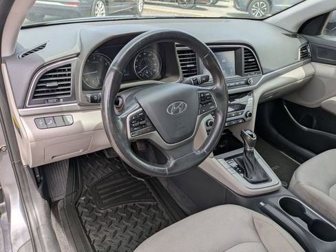 Used 2018 Hyundai Elantra Value Edition FWD image 8