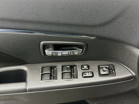 Used 2025 Mitsubishi Outlander Sport AWD image 15