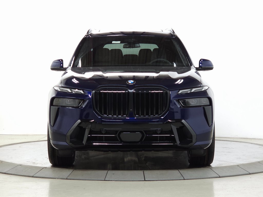 Used 2026 BMW X7 xDrive40i w/ M Sport Package AWD/4WD image 2