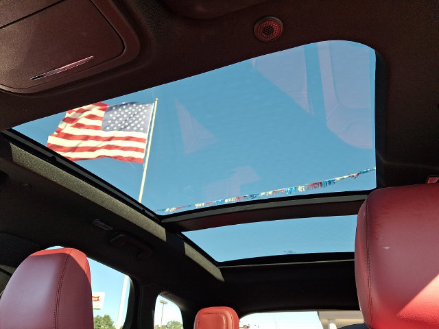 Certified 2025 Lincoln Corsair Reserve AWD/4WD image 14