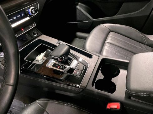 Certified 2023 Audi Q5 2.0T Premium Plus w/ Premium Plus Package AWD/4WD image 18
