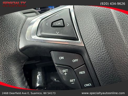 Used 2021 Ford Edge SEL image 18