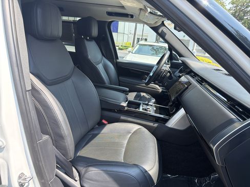 Used 2022 Land Rover Range Rover SE AWD/4WD image 35