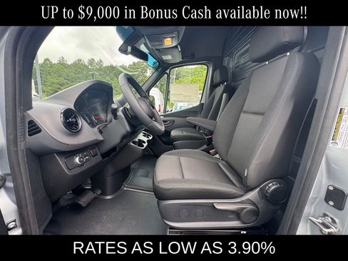 New 2025 Mercedes-Benz Sprinter 2500 image 7