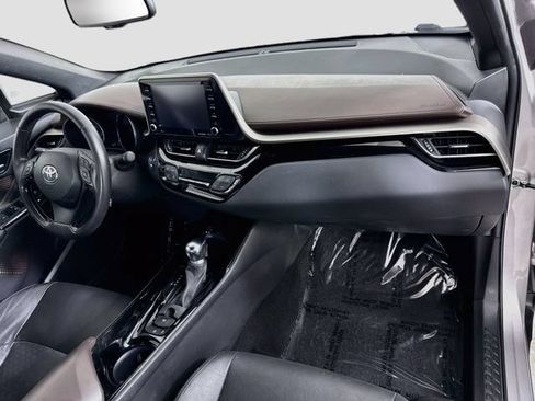 Certified 2019 Toyota C-HR Limited FWD image 30