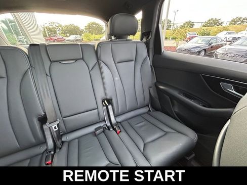 New 2025 Audi Q7 2.0T Premium w/ Convenience Package AWD/4WD image 13