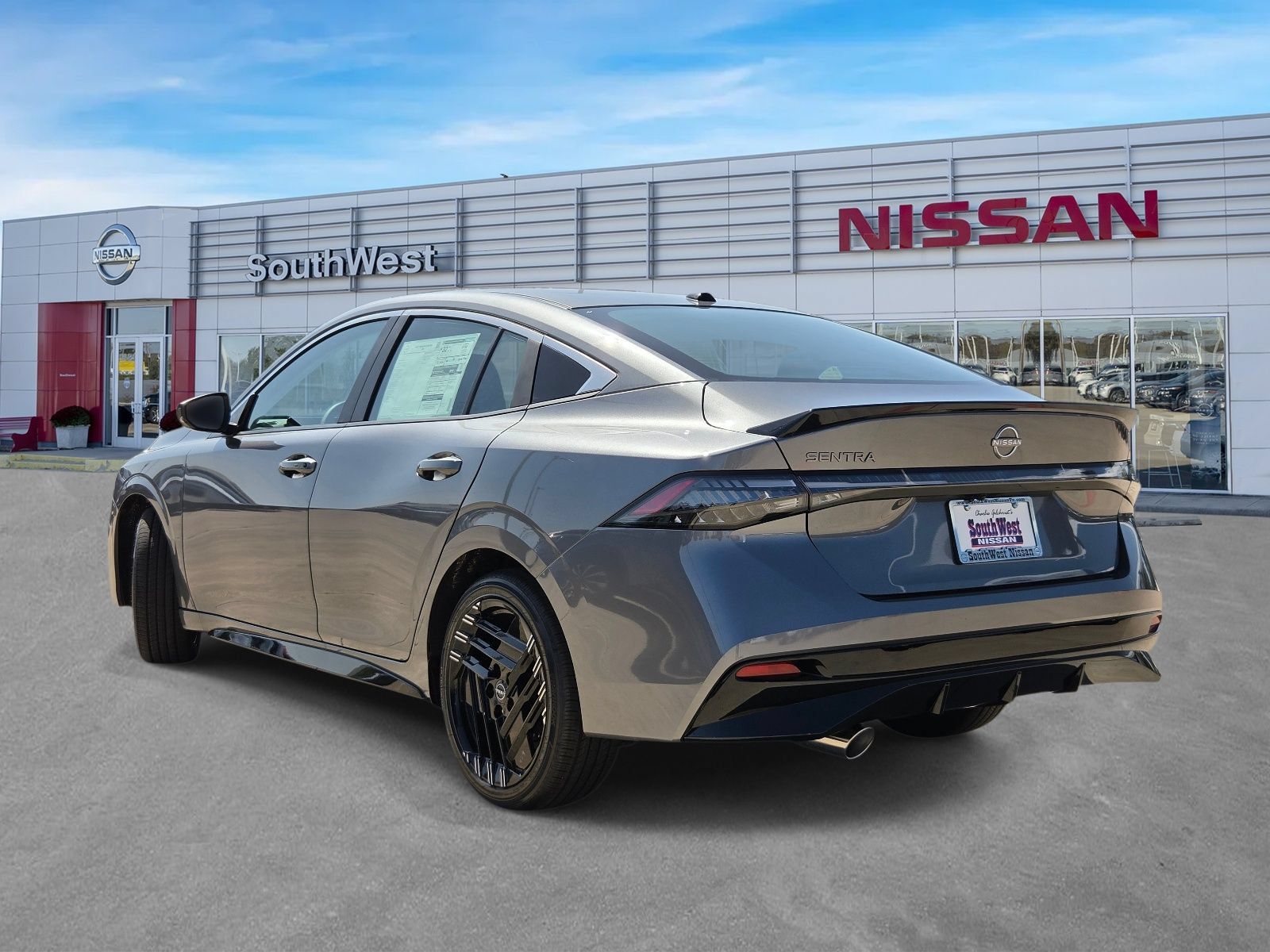 New 2027 Nissan Sentra SR w/ Floor Mat Package FWD image 7