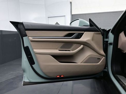 Certified 2025 Porsche Taycan AWD/4WD image 7