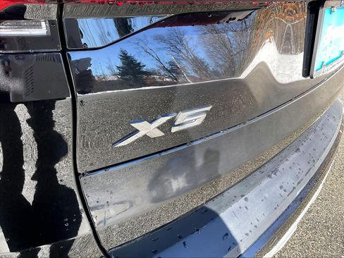 Used 2025 BMW X5 xDrive50e image 30