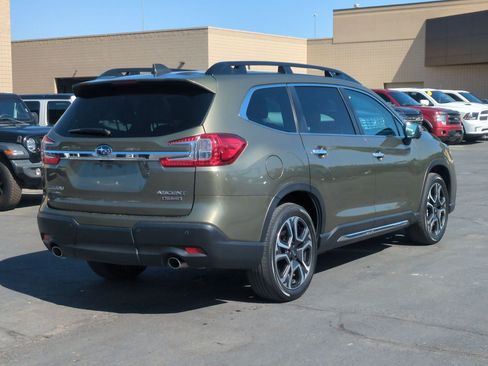 Used 2023 Subaru Ascent Touring AWD/4WD image 3
