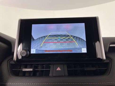 Used 2023 Toyota RAV4 LE FWD image 27
