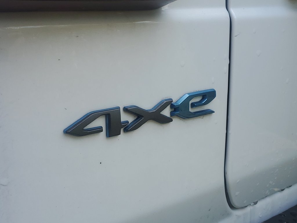 Used 2024 Jeep Wrangler Unlimited Rubicon 4xe AWD/4WD image 6