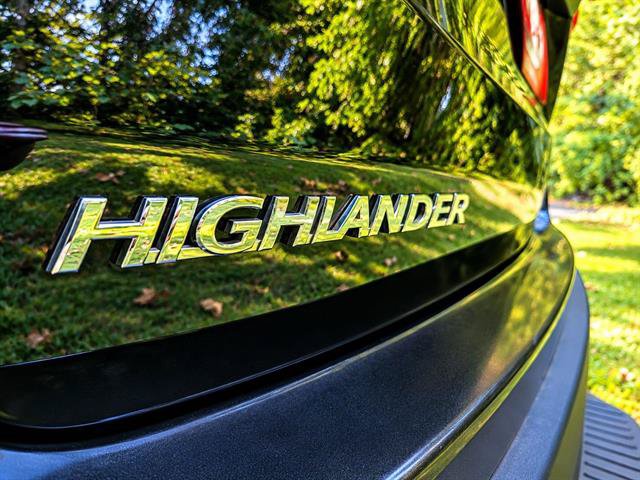 Used 2018 Toyota Highlander Limited FWD image 9