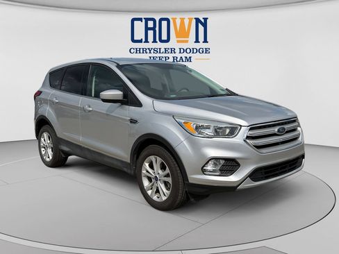 Used 2019 Ford Escape SE AWD/4WD image 1