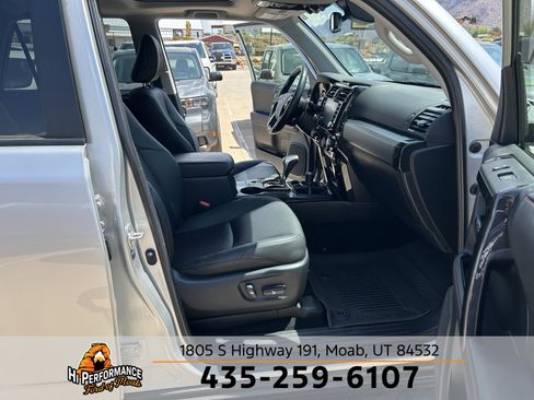 Used 2024 Toyota 4Runner TRD Off-Road Premium w/ Moonroof Package image 31