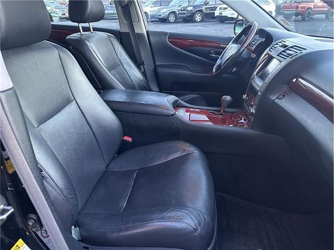 Used 2008 Lexus LS 460 image 27