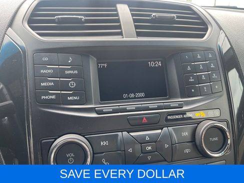 Used 2017 Ford Explorer FWD image 10