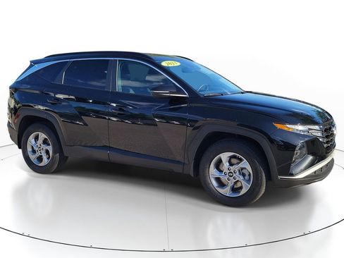 Used 2023 Hyundai Tucson SEL image 2