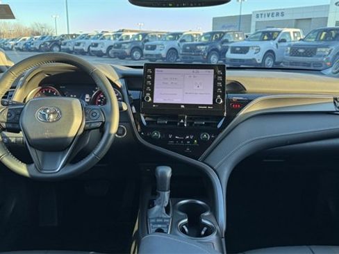 Used 2023 Toyota Camry XSE image 17
