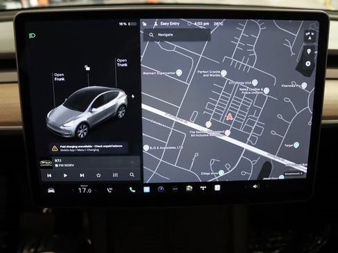 Used 2021 Tesla Model Y Long Range image 7