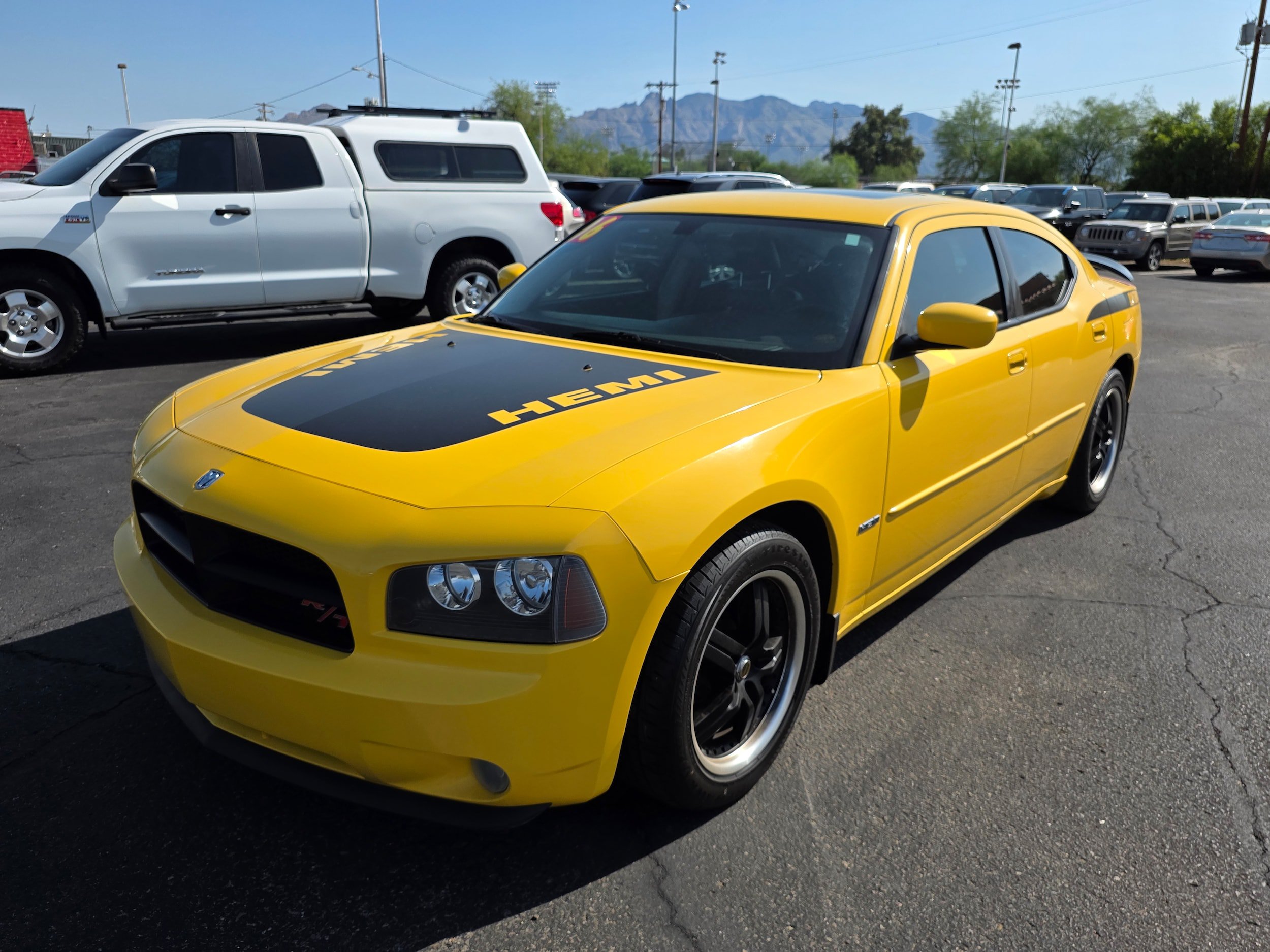 Used 2006 Dodge Charger R/T RWD image 1