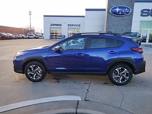 Used 2026 Subaru Crosstrek 2.0i Premium image 11