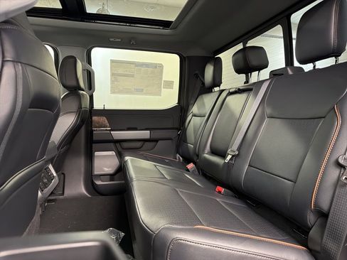 New 2026 Ford F250 Lariat w/ Lariat Premium Package AWD/4WD image 34