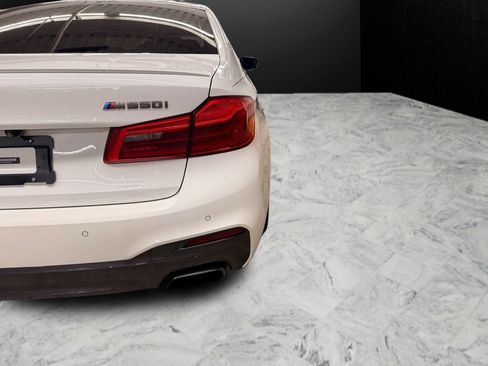Used 2019 BMW M550i xDrive w/ Dynamic Handling Package AWD/4WD image 11