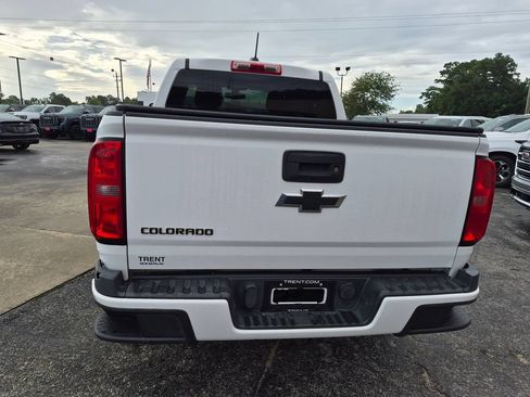 Used 2017 Chevrolet Colorado W/T w/ WT Convenience Package RWD image 4
