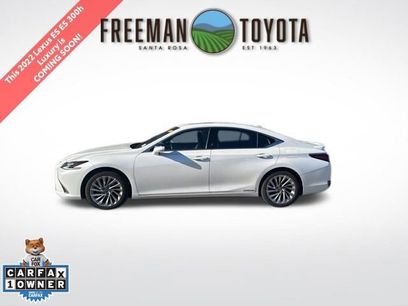 Used 2022 Lexus ES 300h w/ Luxury Package