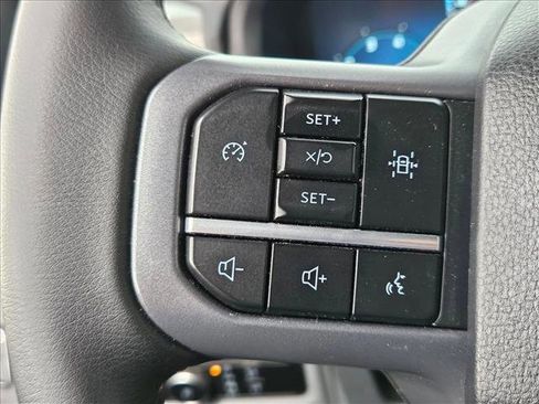 Used 2025 Ford F150 XLT w/ Equipment Group 301A Standard AWD/4WD image 16