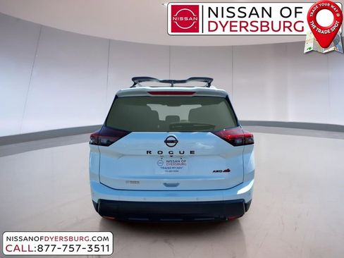 New 2026 Nissan Pathfinder Platinum FWD image 4